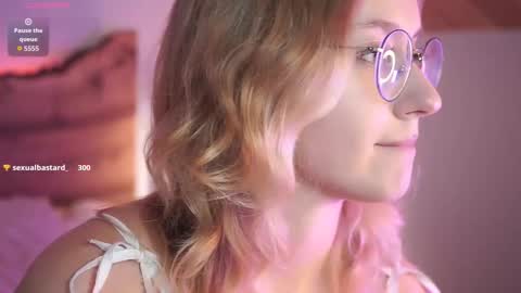 Nerissa online show from October 16, 2025, 9:49 pm