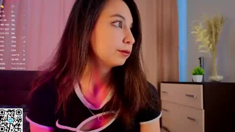Snapshot of nerixalvire chatting on June 19, 2026, 3:05 pm Emily online show from June 19, 2026, 3:05 pm