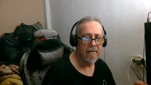 neron401 online show from April 23, 2026, 2:35 am