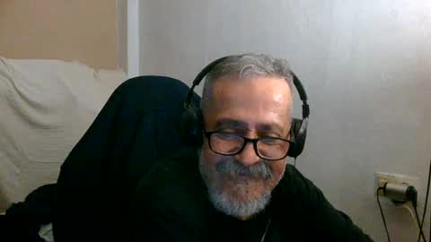 neron401 online show from June 17, 2026, 3:20 am