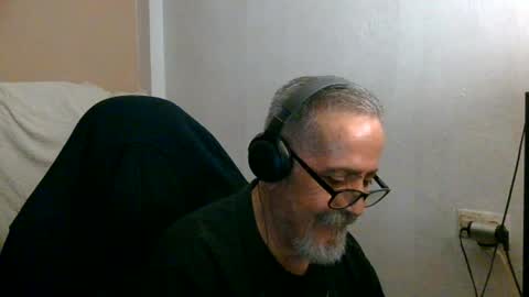 neron401 online show from June 17, 2026, 11:16 pm