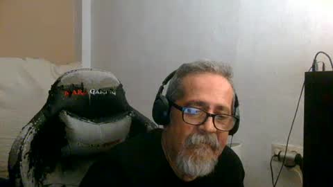 neron401 online show from July 19, 2026, 12:47 am