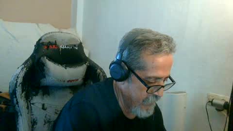 neron401 online show from July 21, 2026, 3:47 pm