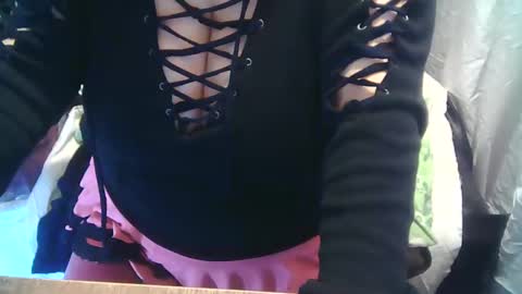 neslihan online show from February 2, 2025, 10:28 pm