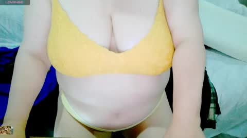 Snapshot of neslihan35 chatting on July 19, 2026, 9:18 pm neslihan online show from July 19, 2026, 9:18 pm