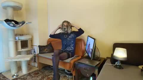 Snapshot of nessieanalemma chatting on February 16, 2026, 3:30 pm nessieanalemma online show from February 16, 2026, 3:30 pm