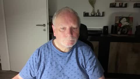 nettermann1968 online show from October 23, 2025, 4:34 am