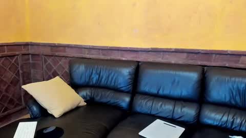 Snapshot of new_matilda chatting on March 8, 2025, 1:14 pm Matilda online show from March 8, 2025, 1:14 pm