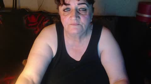 Snapshot of new_milf chatting on July 7, 2026, 6:34 pm Lilly online show from July 7, 2026, 6:34 pm