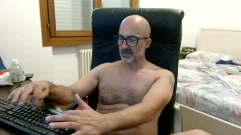 simi online show from June 23, 2026, 6:28 pm