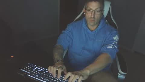 newevo online show from November 27, 2025, 12:24 am