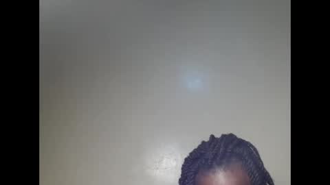 Snapshot of newquine chatting on June 3, 2026, 12:35 am newquine online show from June 3, 2026, 12:35 am