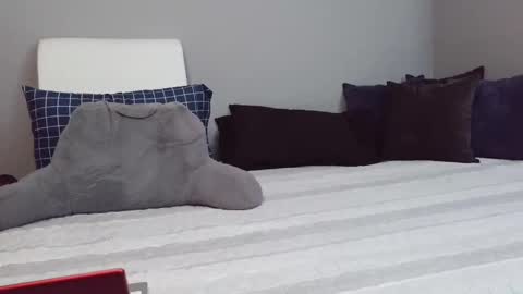 newtothis7756 online show from September 28, 2025, 8:14 pm