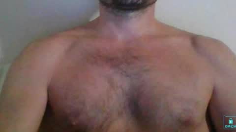 Snapshot of newtyguy90 chatting on December 31, 2024, 3:20 pm newtyguy90 online show from December 31, 2024, 3:20 pm