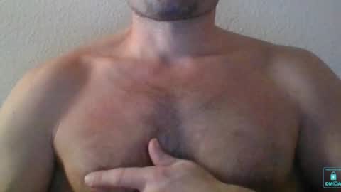 Snapshot of newtyguy90 chatting on January 11, 2025, 1:01 pm newtyguy90 online show from January 11, 2025, 1:01 pm