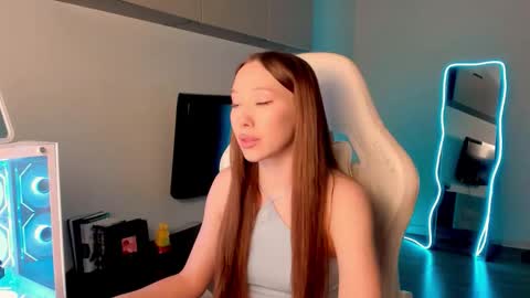 Mina online show from February 12, 2026, 2:56 pm