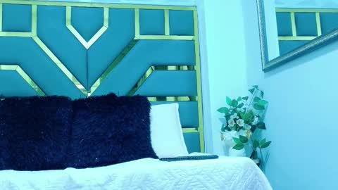 neytanmalcon online show from December 14, 2025, 7:40 pm