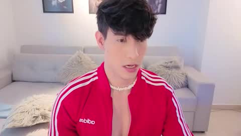   online show from February 3, 2026, 8:25 pm