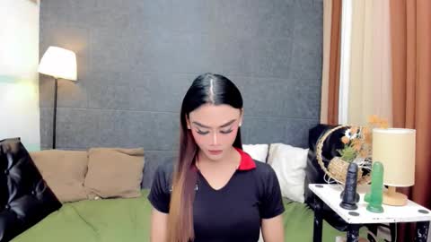 hottie nicole online show from September 11, 2025, 12:55 am