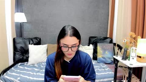 hottie nicole online show from September 25, 2025, 11:52 pm