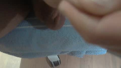 Snapshot of ni983 chatting on October 1, 2025, 4:24 pm ni983 online show from October 1, 2025, 4:24 pm