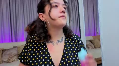 Snapshot of nia_stark chatting on April 18, 2026, 8:31 pm Estefani online show from April 18, 2026, 8:31 pm
