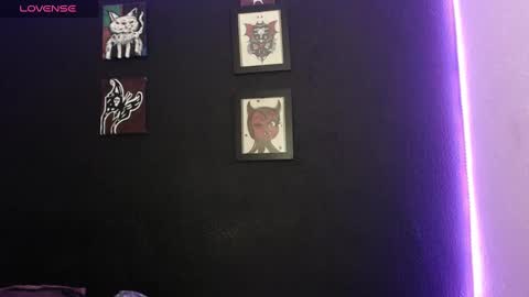 Snapshot of niakat_ chatting on January 4, 2025, 8:06 am  niakat  online show from January 4, 2025, 8:06 am