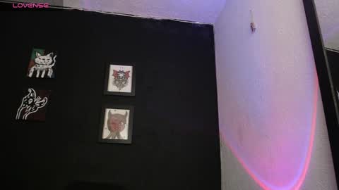 Snapshot of niakat_ chatting on January 10, 2025, 9:23 am  niakat  online show from January 10, 2025, 9:23 am