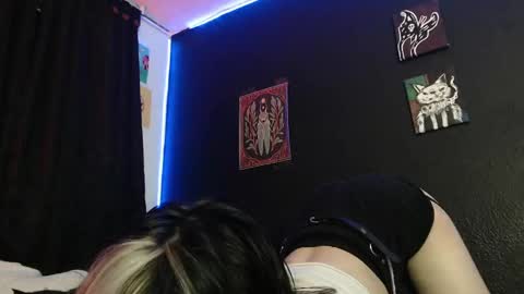 Snapshot of niakat_ chatting on March 12, 2025, 3:02 am  niakat  online show from March 12, 2025, 3:02 am