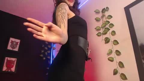 Snapshot of niakat_ chatting on June 11, 2026, 2:53 am niakat online show from June 11, 2026, 2:53 am