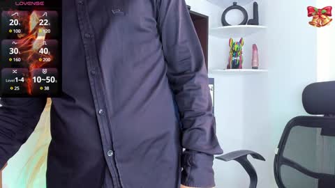 Niall  online show from December 6, 2024, 3:22 pm