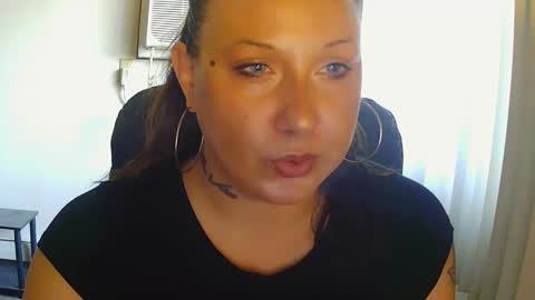Snapshot of niccibaby chatting on September 20, 2025, 3:35 pm Nicci babyyy online show from September 20, 2025, 3:35 pm