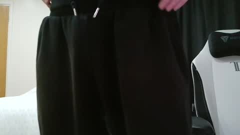 nice_dicknballs online show from April 27, 2026, 5:11 pm