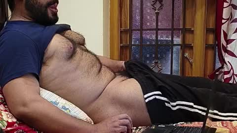 Snapshot of nice_guy_4u_ chatting on December 16, 2024, 12:06 pm Robin online show from December 16, 2024, 12:06 pm