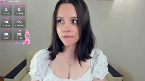 Snapshot of nice_kisss chatting on December 29, 2024, 2:42 pm Alice online show from December 29, 2024, 2:42 pm