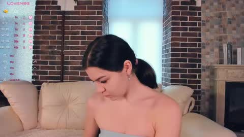 Snapshot of nice_kisss chatting on February 9, 2025, 8:54 am Alice online show from February 9, 2025, 8:54 am