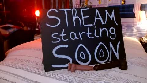 NICE AND SAVVY online show from September 28, 2025, 3:56 am