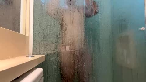 nicedick_2025 online show from October 21, 2025, 8:37 am