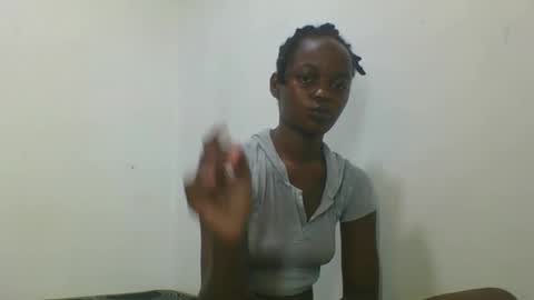 Snapshot of nicefantacy chatting on April 19, 2026, 12:33 am nicefantacy online show from April 19, 2026, 12:33 am