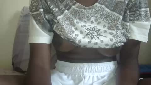 Snapshot of nicegirl200 chatting on February 26, 2026, 2:16 pm nicegirl200 online show from February 26, 2026, 2:16 pm