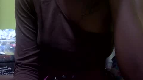 Snapshot of nicegirl200 chatting on March 17, 2026, 4:32 pm nicegirl200 online show from March 17, 2026, 4:32 pm