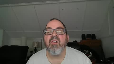 Snapshot of niceguy7208 chatting on December 30, 2024, 2:53 am niceguy7208 online show from December 30, 2024, 2:53 am