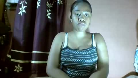Snapshot of nicelly01 chatting on April 11, 2026, 6:01 pm nicelly01 online show from April 11, 2026, 6:01 pm
