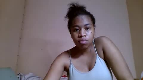 Snapshot of nicelly01 chatting on May 9, 2026, 12:16 am nicelly01 online show from May 9, 2026, 12:16 am