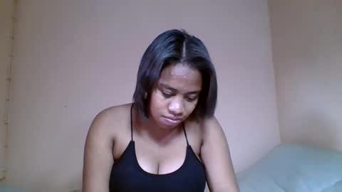 Snapshot of nicelly01 chatting on June 4, 2026, 12:44 pm nicelly01 online show from June 4, 2026, 12:44 pm