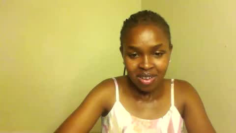 Snapshot of nicemillow chatting on December 8, 2024, 7:43 pm nicemillow online show from December 8, 2024, 7:43 pm