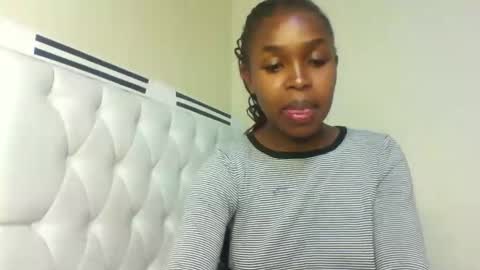 Snapshot of nicemillow chatting on December 9, 2024, 5:41 pm nicemillow online show from December 9, 2024, 5:41 pm