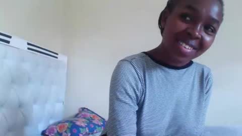 Snapshot of nicemillow chatting on December 10, 2024, 9:01 am nicemillow online show from December 10, 2024, 9:01 am