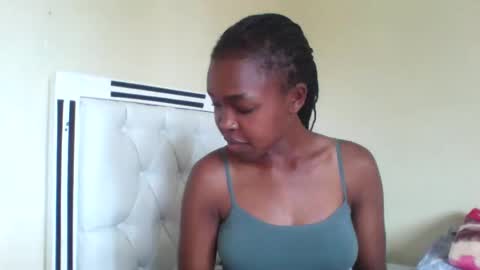 Snapshot of nicemillow chatting on December 16, 2024, 9:14 am nicemillow online show from December 16, 2024, 9:14 am