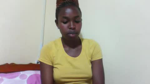 Snapshot of nicemillow chatting on March 4, 2025, 7:11 pm nicemillow online show from March 4, 2025, 7:11 pm